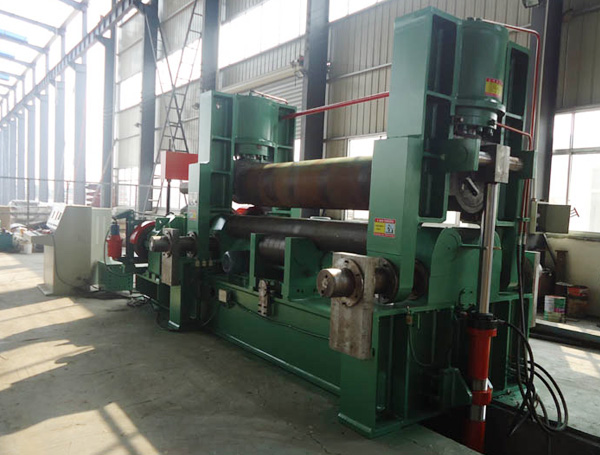 大型、特大型上辊数控万能式华体会网(中国)